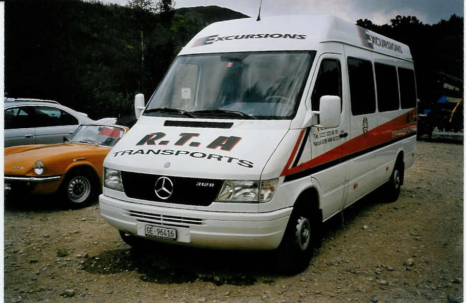 (055'815) - R.T.A, Gen�ve - GE 96'416 - Mercedes am 31. August 2002 in Niederbipp, Saurertreffen