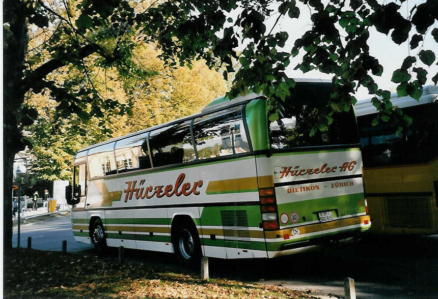 (056'313) - H�rzeler, Dietikon - Nr. 12/ZH 580'805 - Neoplan am 30. September 2002 in Murten, Carterminal