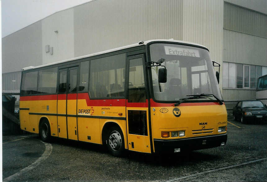 (057'913) - Nef, Hemberg - MAN/Auw�rter am 27. Dezember 2002 in Biel, Rattinbus