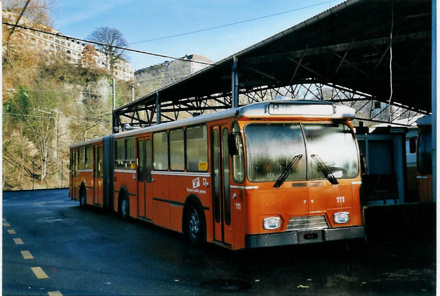 (058'221) - TPG Gen�ve (AGMT) - Nr. 111 - FBW/Hess am 1. Januar 2003 in Gen�ve, D�p�t