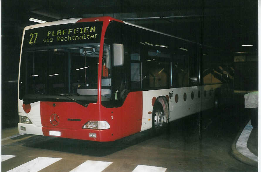 (059'317) - TPF Fribourg - Nr. 1/FR 300'257 - Mercedes am 16. M�rz 2003 in Fribourg, Busbahnhof