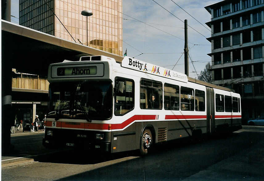 (059'331) - VBSG St. Gallen - Nr. 238/SG 198'238 - NAW/Hess am 29. M�rz 2003 beim Bahnhof St. Gallen