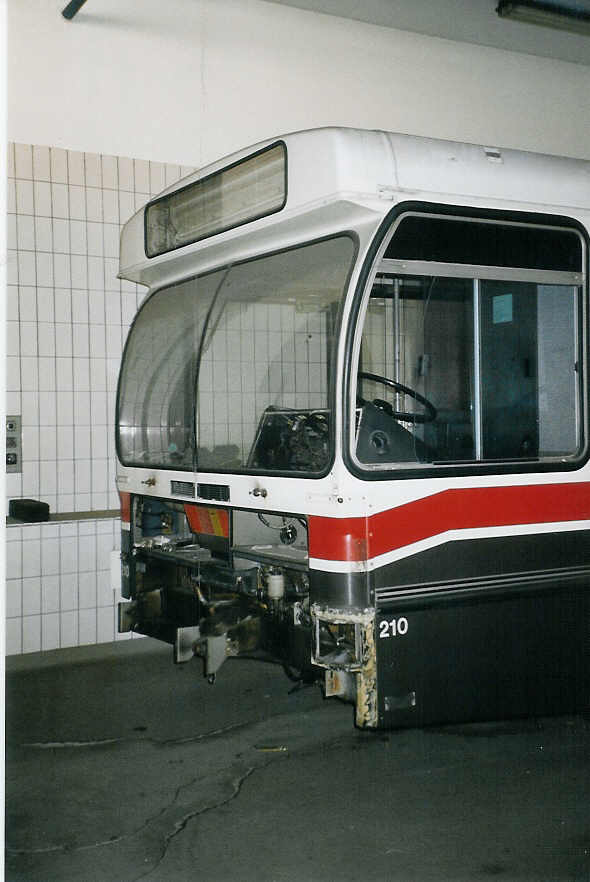 (059'504) - VBSG St. Gallen - Nr. 210 - Saurer/Hess am 29. M�rz 2003 in St. Gallen, Depot (Teilaufnahme)