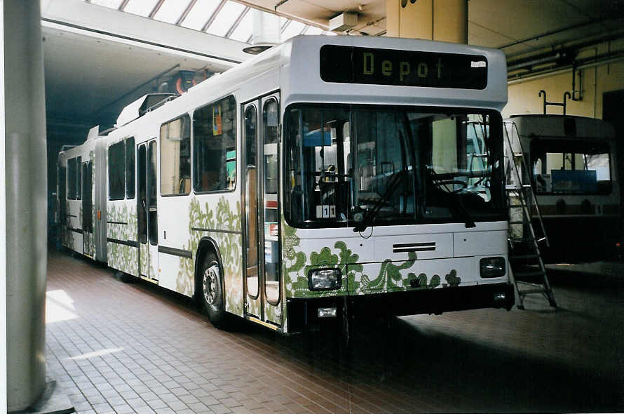(059'512) - VBSG St. Gallen - Nr. 165 - NAW/Hess Gelenktrolleybus am 29. M�rz 2003 in St. Gallen, Depot
