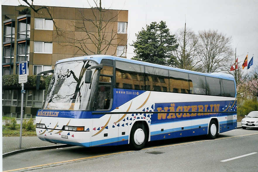 (059'614) - W�ckerlin, Z�rich - ZH 713'801) - Neoplan am 6. April 2003 in Thun, Hotel Seepark