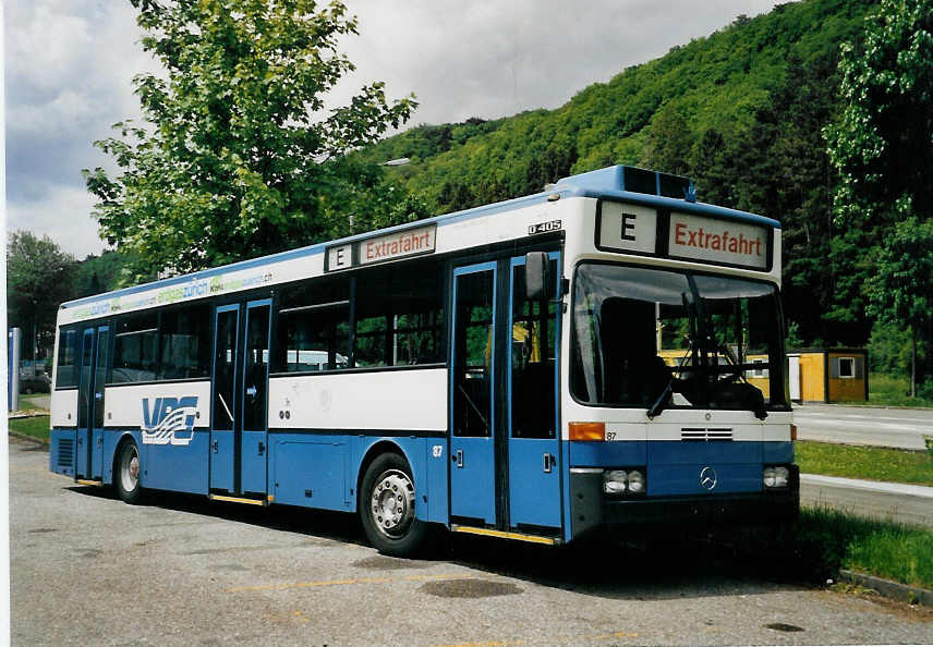 (060'121) - Welti-Furrer, Z�rich - Nr. 87 - Mercedes (ex VBZ Z�rich Nr. 666) am 12. Mai 2003 in Biel, BTR
