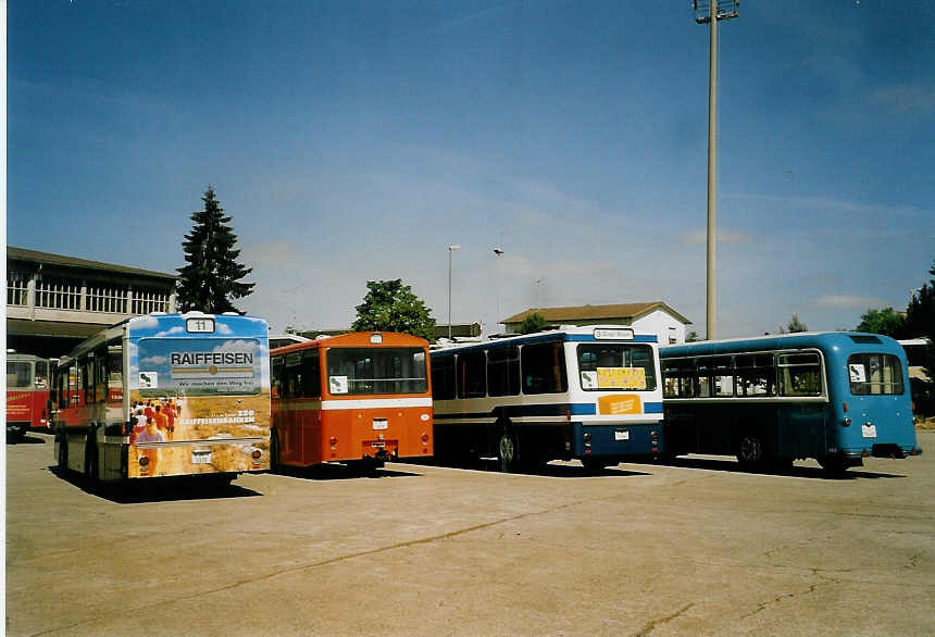 (060'814) - ZVB Zug - Nr. 25/ZG 3375 - FBW/R&J + Nr. 28/ZG 3378 - FBW/Hess (ex Nr. 3) + Nr. 39/ZG 3389 - FBW/Hess + Nr. 148/ZG 80'408 - Moser/R&J Personenanh�nger (ex Nr. 48) am 21. Juni 2003 in Hinwil, AMP