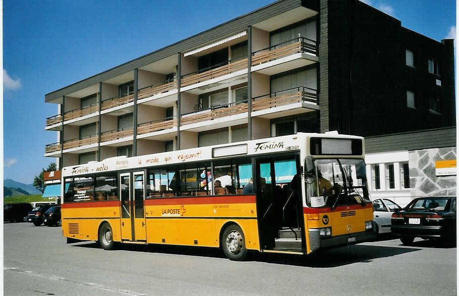 (061'310) - TPC Aigle - VS 205'620 - Mercedes (ex P 25'199; ex Perrodin-M�tral, Le Ch�ble; ex P 25'269) am 6. Juli 2003 auf dem Col des Mosses