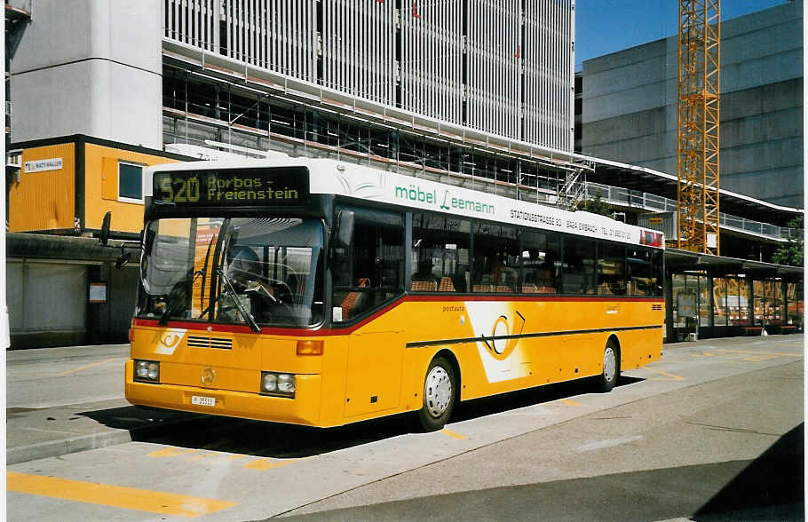 (061'705) - PTT-Regie - P 25'513 - Mercedes am 19. Juli 2003 in Z�rich, Flughafen