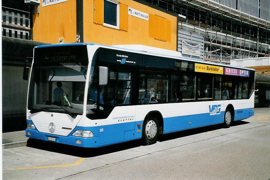 (061'710) - Maag, Kloten - Nr. 33/ZH 590'933 - Mercedes am 19. Juli 2003 in Z�rich, Flughafen