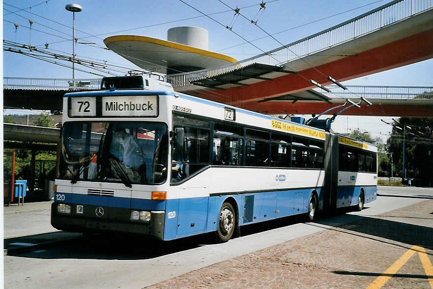 (061'728) - VBZ Z�rich - Nr. 120 - Mercedes am 19. Juli 2003 in Z�rich, Bucheggplatz