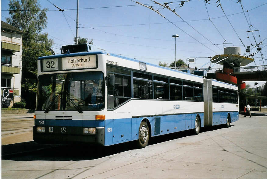(061'729) - VBZ Z�rich - Nr. 131 - Mercedes Gelenktrolleybus am 19. Juli 2003 in Z�rich, Bucheggplatz