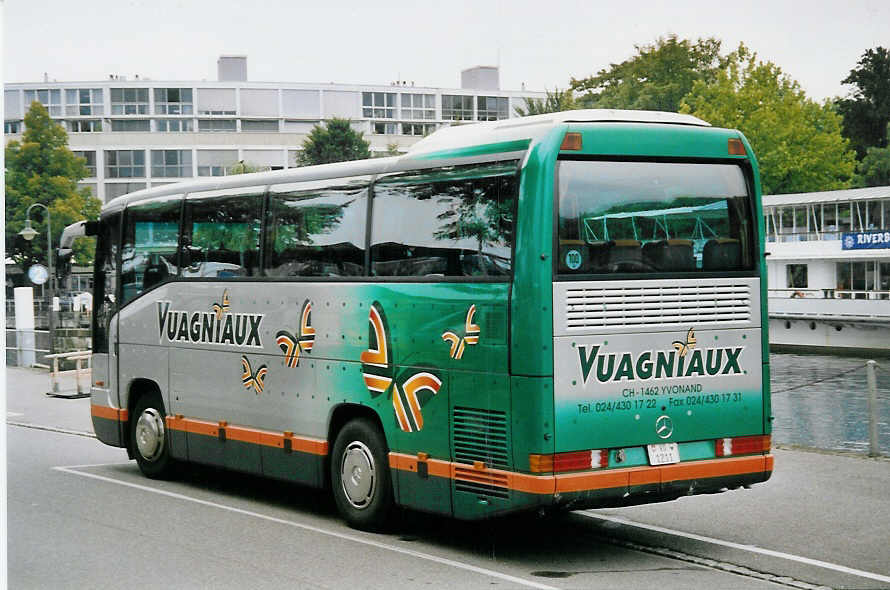 (061'911) - Vuagniaux, Yvonand - VD 1211 - Mercedes am 24. Juli 2003 bei der Schiffl�ndte Thun