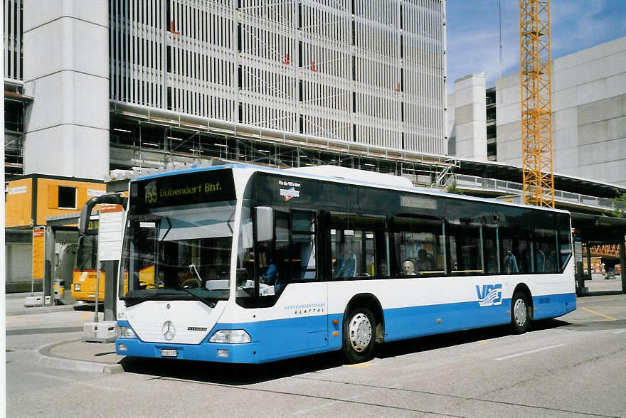 (061'919) - Welti-Furrer, Z�rich - Nr. 87/ZH 661'187 - Mercedes am 25. Juli 2003 in Z�rich, Flughafen
