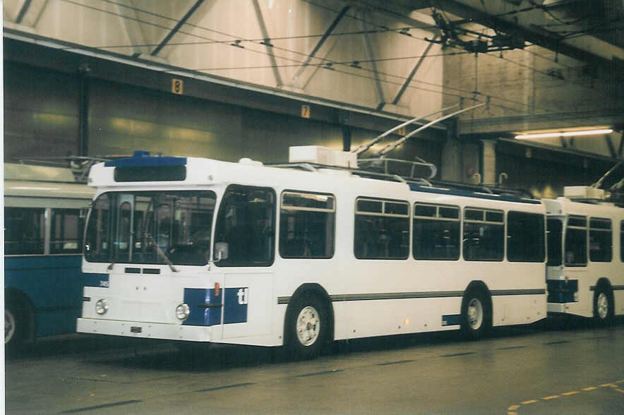 (062'537) - TL Lausanne - Nr. 745 - FBW/Hess Trolleybus am 4. August 2003 in Lausanne, D�p�t Borde