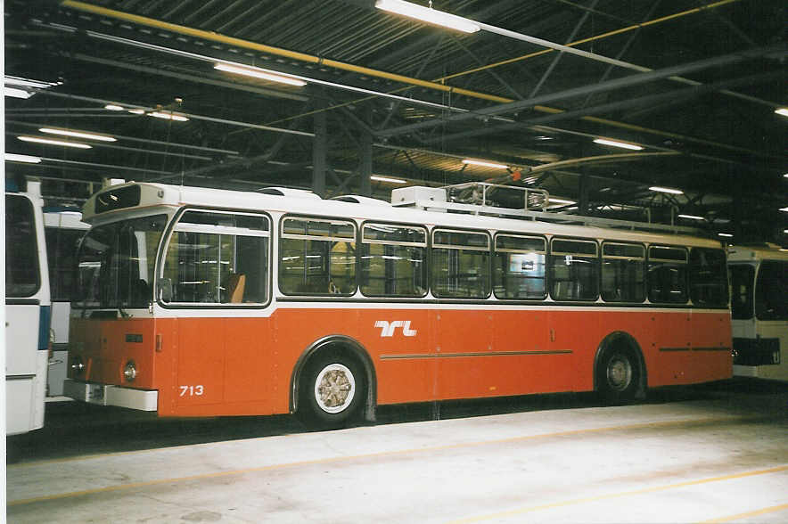 (062'606) - TL Lausanne - Nr. 713 - FBW/Hess Trolleybus am 4. August 2003 in Lausanne, D�p�t Prelaz