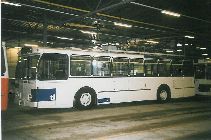 (062'607) - TL Lausanne - Nr. 715 - FBW/Hess Trolleybus am 4. August 2003 in Lausanne, D�p�t Prelaz