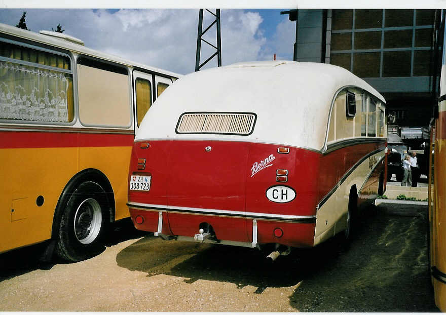 (063'021) - Guggenb�hl, Wettswil - ZH 308'723 - Berna/R&J (ex VB Biel Nr. 110; ex VB Biel Nr. 10) am 30. August 2003 in Niederbipp, Saurertreffen