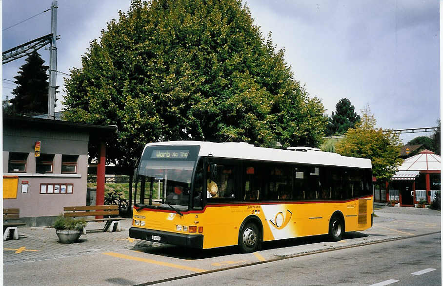 (063'304) - Gurtner, Worb - Nr. 4/BE 25'654 - Volvo/Berkhof am 7. September 2003 beim Bahnhof Grossh�chstetten