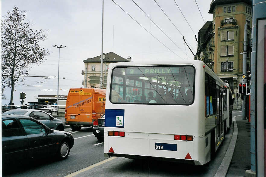 (064'703) - TL Lausanne - Nr. 919 - Lanz+Marti/Hess Personenanh�nger am 29. November 2003 in Lausanne, Chauderon
