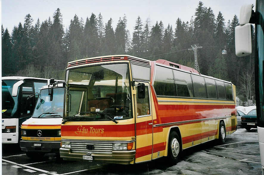 (065'411) - G�u Travel, Neuendorf - SO 149'714 - Dr�gm�ller am 7. Februar 2004 in Adelboden, Mineralquelle