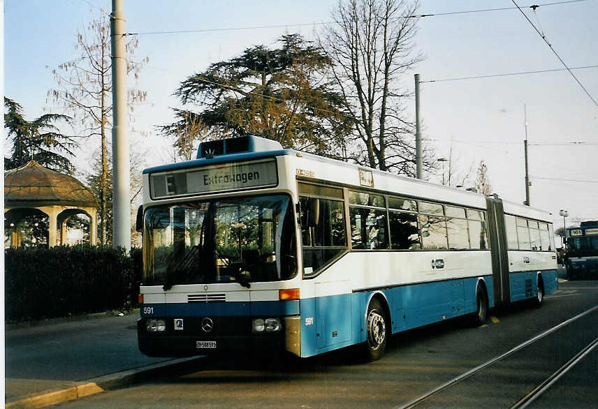 (065'630) - VBZ Z�rich - Nr. 591/ZH 588'591 - Mercedes am 16. Februar 2004 in Z�rich, B�rkliplatz