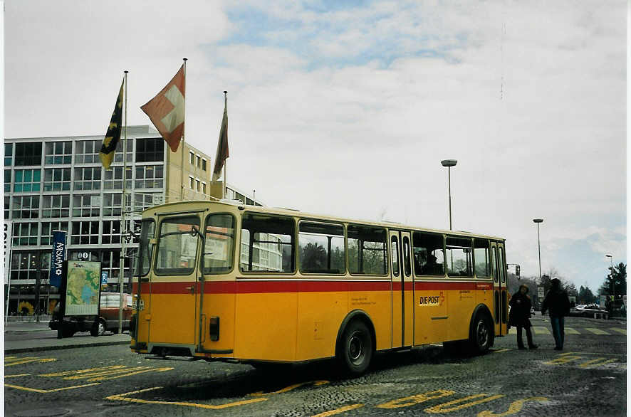 (065'835) - Burri, Teuffenthal - BE 336'192 - FBW/R&J am 2. M�rz 2004 beim Bahnhof Thun