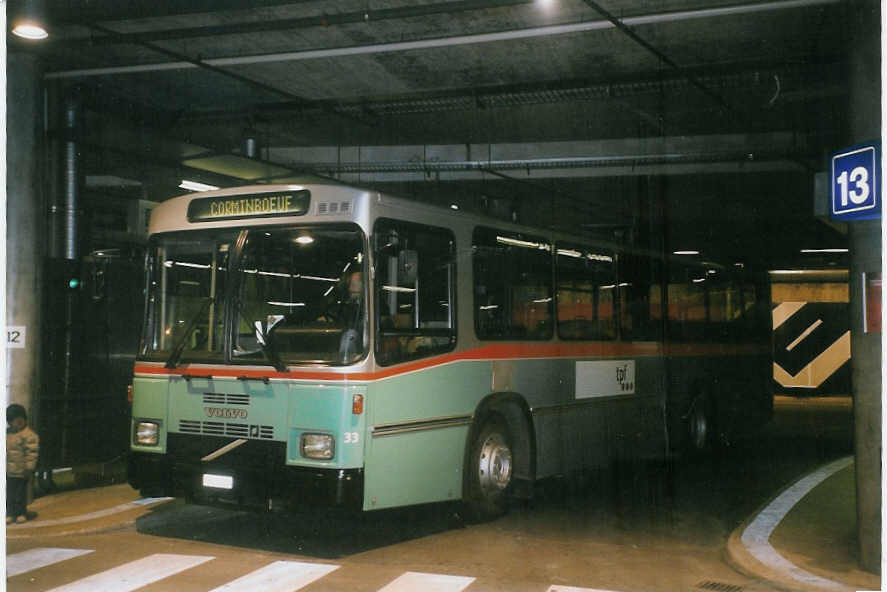(066'106) - TPF Fribourg - Nr. 33/FR 300'212 - Volvo/R&J (ex GFM Fribourg Nr. 33) am 21. M�rz 2004 in Fribourg, Busbahnhof