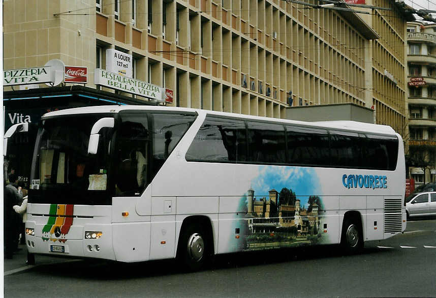(066'208) - Aus Italien: Cavourese, Torino - CE-854 VJ - Mercedes am 21. M�rz 2004 beim Bahnhof Lausanne