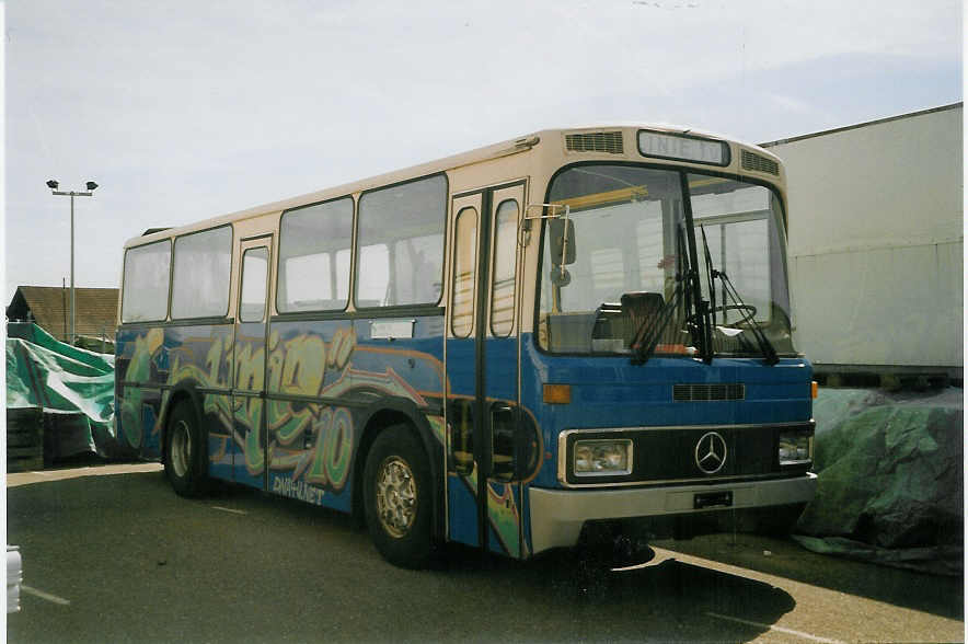 (066'834) - Stiftung f�r das Pflegekind, Solothurn - Mercedes/FHS (ex Gessinger, Bad Ragaz; ex P 23'320) am 21. April 2004 in Bellach, Hess