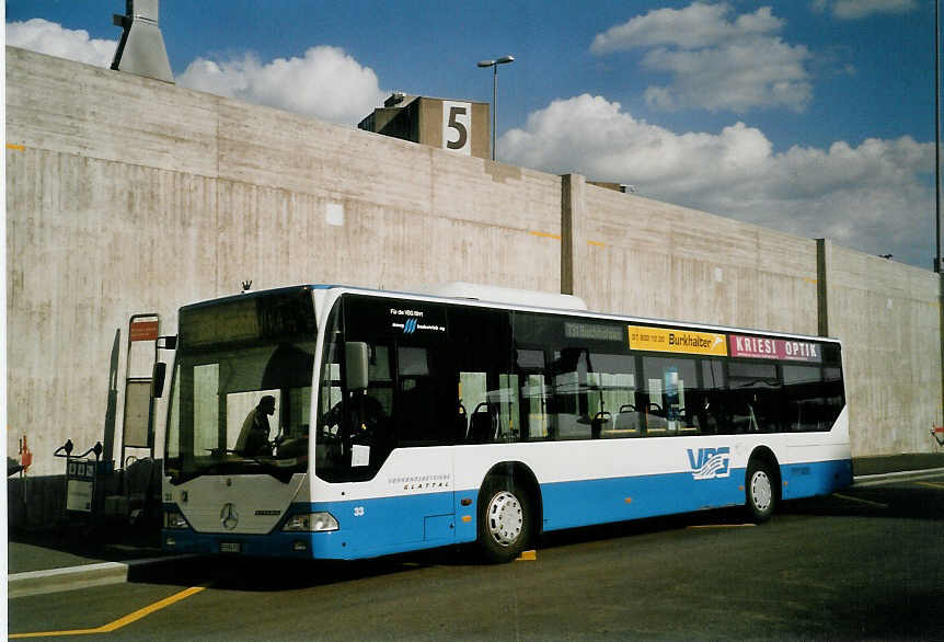 (067'215) - Maag, Kloten - Nr. 33/ZH 590'933 - Mercedes am 24. April 2004 in Z�rich, Flughafen