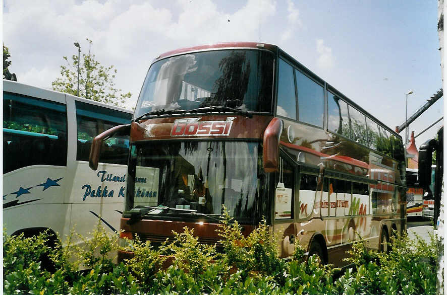 (068'905) - Aus der Schweiz: G�ssi, Horw - LU 15'120 - Setra am 6. Juli 2004 in Rust, Europapark