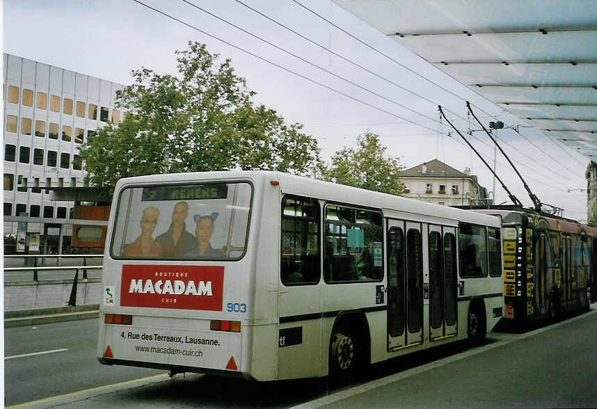 (069'132) - TL Lausanne - Nr. 903 - Lanz+Marti/Hess Personenanh�nger am 8. Juli 2004 in Lausanne, Chauderon