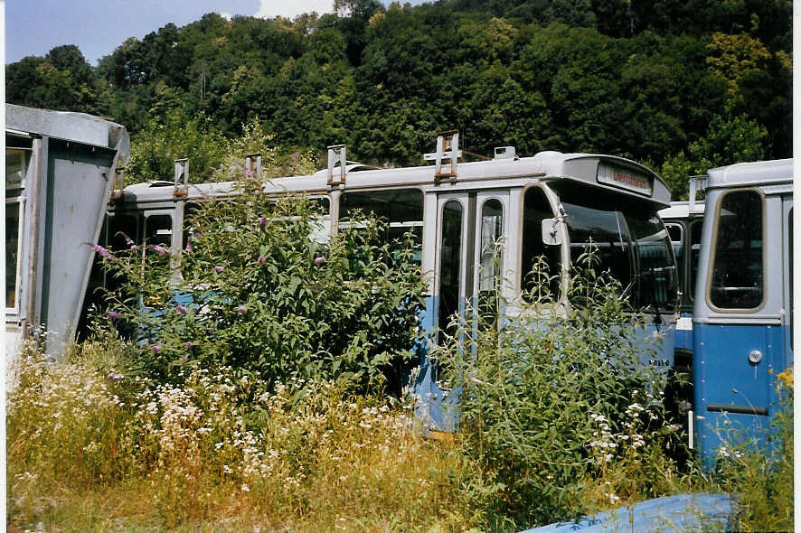 (069'513) - VBL Luzern - Nr. 106 - Volvo/Hess am 17. Juli 2004 in N�fels (Teilaufnahme)