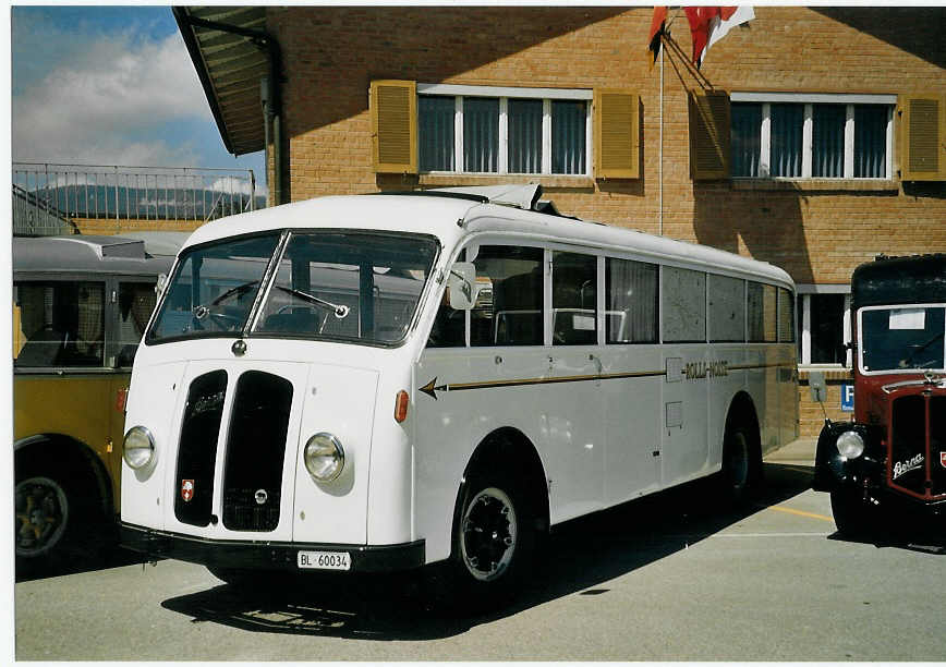 (070'509) - Frei, Arlesheim - BL 60'034 - Berna/H�hener (ex Pieshold, Bottmingen; M+79'509) am 28. August 2004 in Niederbipp, Saurertreffen