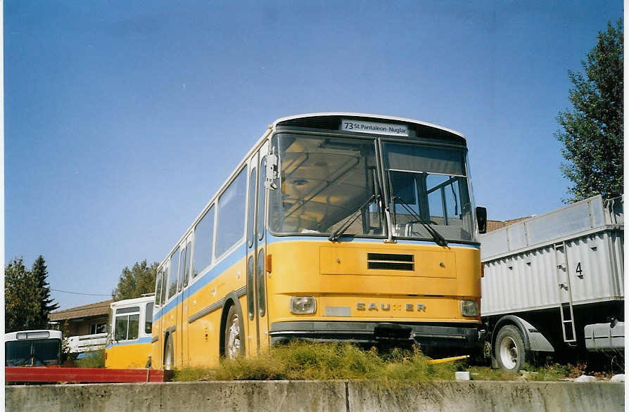 (070'628) - PTT-Regie - P 25'845 - Saurer/Hess am 5. September 2004 in B�tzberg, Heiniger