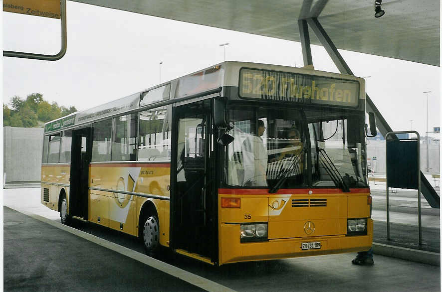 (070'811) - PostAuto Z�rich - Nr. 35/ZH 781'189 - Mercedes (ex P 25'513) am 11. September 2004 in Z�rich, Flughafen