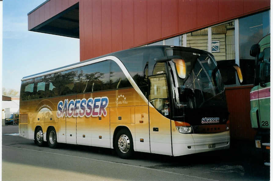 (072'605) - S�gesser, Wintersingen - Nr. 6/BL 6572 - Setra am 8. November 2004 in Langenthal, Calag