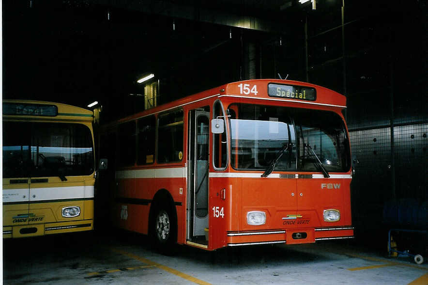 (074'212) - TN Neuch�tel - Nr. 154 - FBW/Hess Gelenktrolleybus (ex Nr. 54) am 16. Januar 2005 in Marin, D�p�t