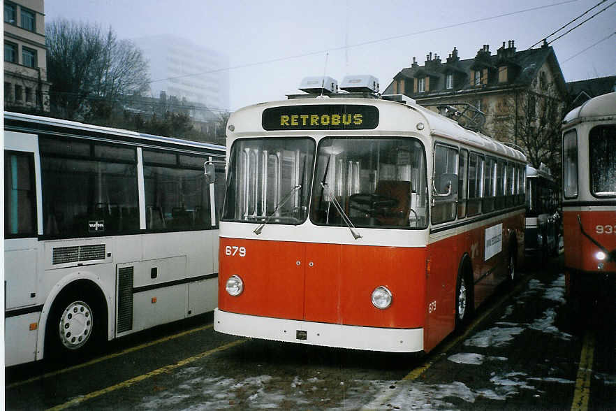 (074'533) - TL Lausanne (R�trobus) - Nr. 679 - FBW/Eggli Trolleybus am 12. Februar 2005 in Lausanne, D�p�t Borde
