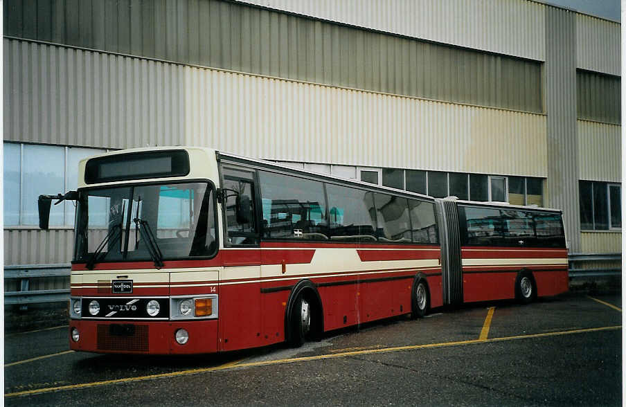 (075'409) - ARAG Ruswil - Nr. 14 - Volvo/Van Hool am 5. M�rz 2005 in Biel, Rattinbus