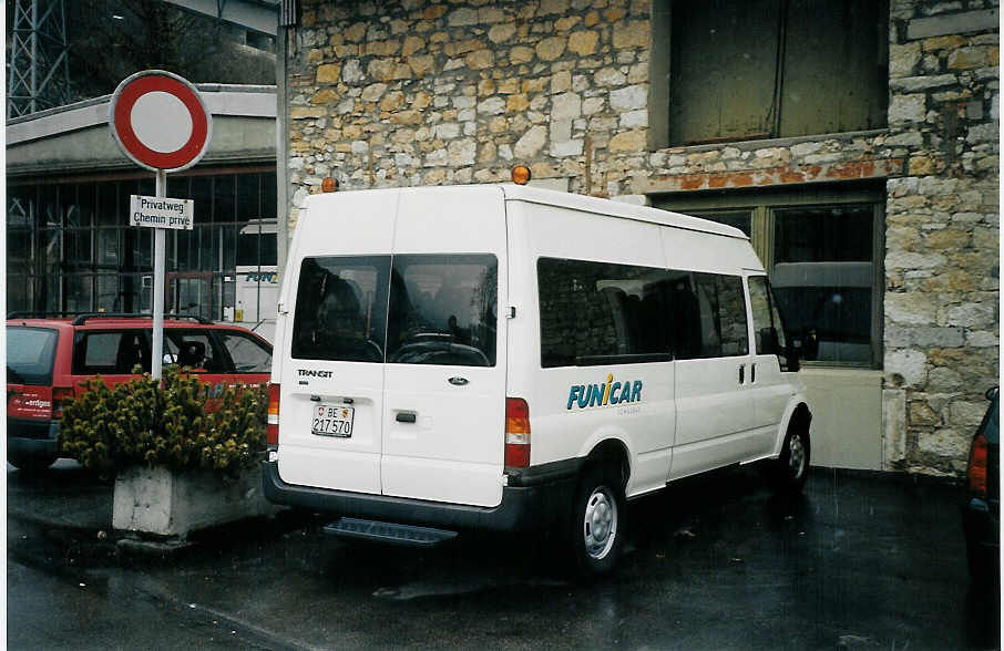 (075'422) - Funi-Car, Biel - Nr. 70/BE 217'570 - Ford am 5. M�rz 2005 in Biel, Garage