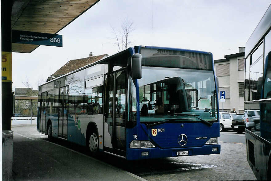 (075'903) - VZO Gr�ningen - Nr. 16/ZH 41'416 - Mercedes am 31. M�rz 2005 beim Bahnhof Wetzikon