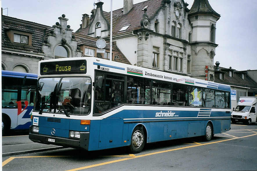 (075'909) - Schneider, Ermenswil - Nr. 4/SG 55'299 - Mercedes am 31. M�rz 2005 beim Bahnhof Rapperswil