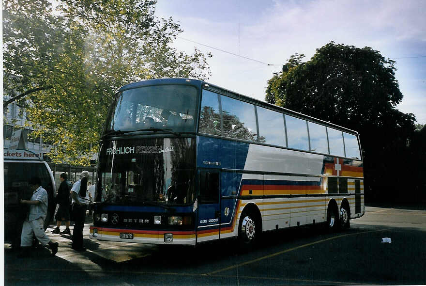 (076'734) - Fr�hlich, Z�rich - ZH 27'124 - Setra (ex D�rm�ller, Z�rich) am 27. Mai 2005 in Z�rich, Sihlquai