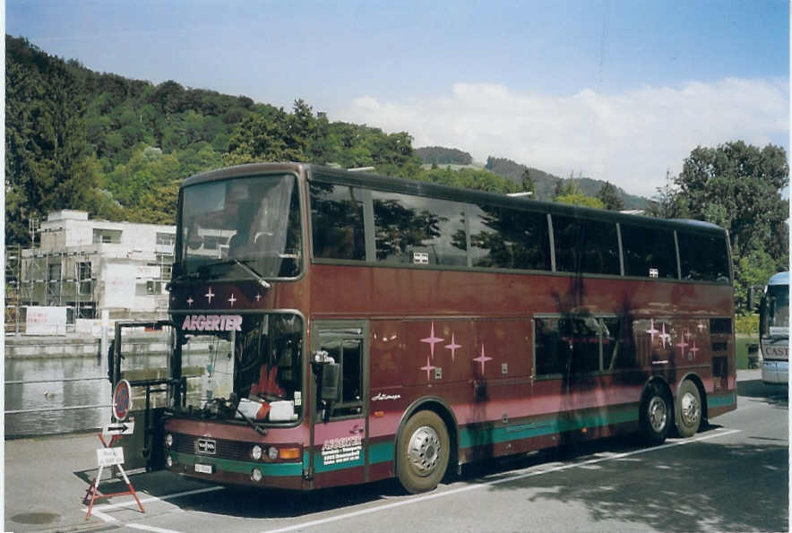 (077'401) - Aegerter, Hunzenschwil - AG 15'990 - Van Hool am 11. Juni 2005 bei der Schiffl�ndte Thun