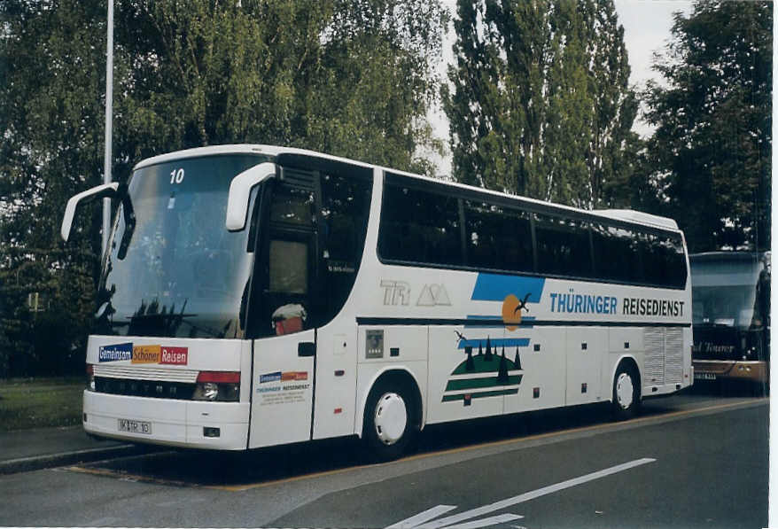 (077'425) - Aus Deutschland: Th�ringer Reisedienst, Ilmenau - Nr. 10/IK-TR 10 - Setra am 17. Juni 2005 in Thun, Lachen