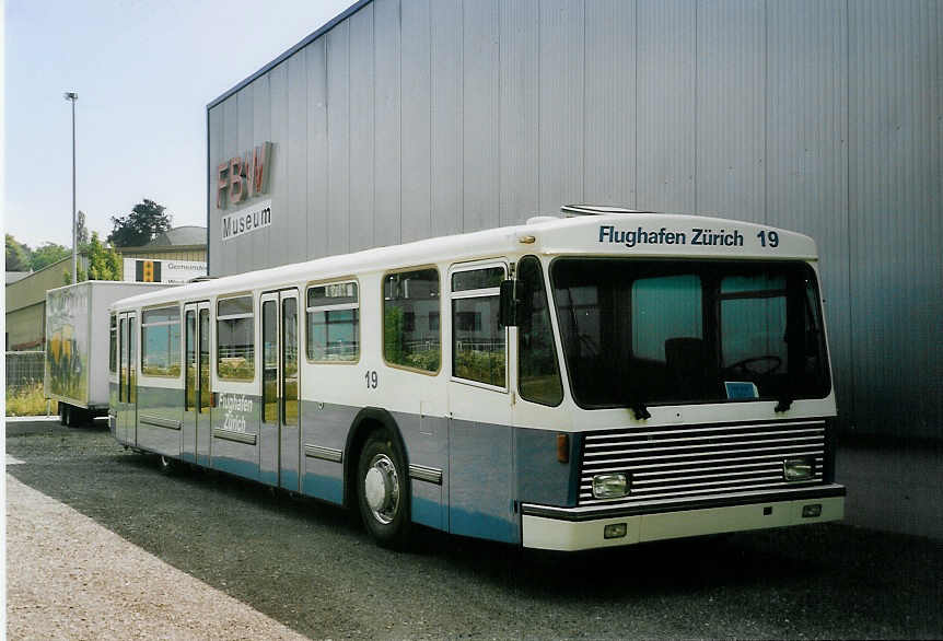 (077'605) - Flughafen, Z�rich - Nr. 19 - FBW/Hess am 18. Juni 2005 in Wetzikon, FBW-Museum
