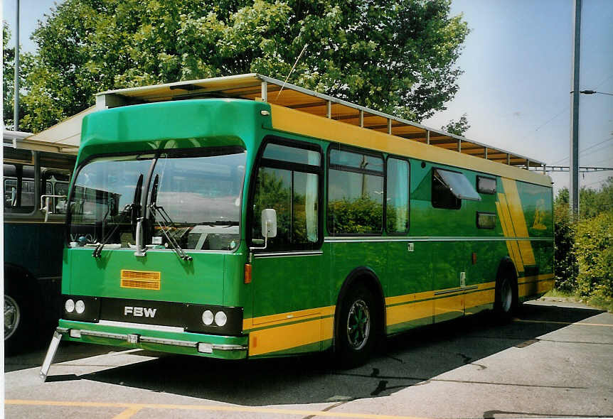 (077'710) - R�llin, Hirzel - FBW (ex ABM Meinisberg) am 18. Juni 2005 in Hinwil, AMP