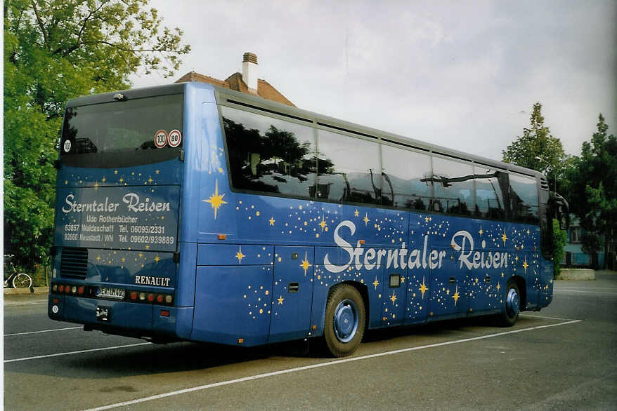 (077'930) - Aus Deutschland: Rothenb�cher, Waldauschaft - NEW-UM 400 - Renault am 22. Juni 2005 in Thun, Seestrasse